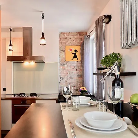 Bizzi Luxdesign Studio - *